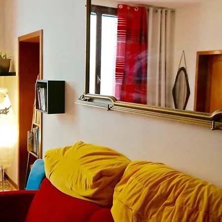 The Academy Hostal *