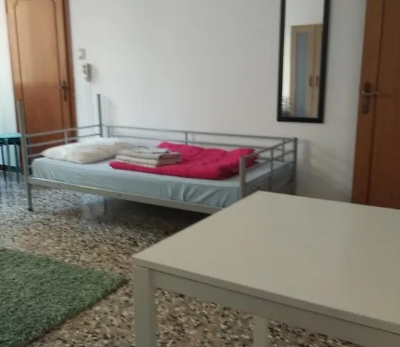 Hostel The Academy Venedik