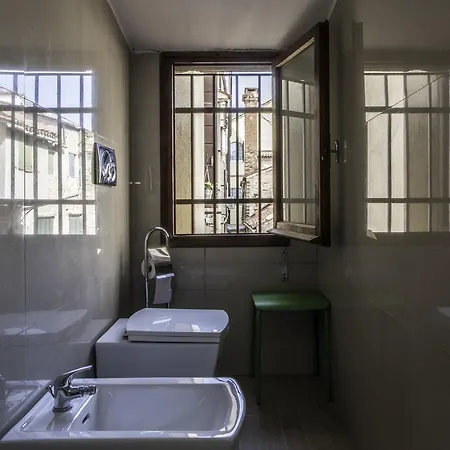 The Academy Hostal